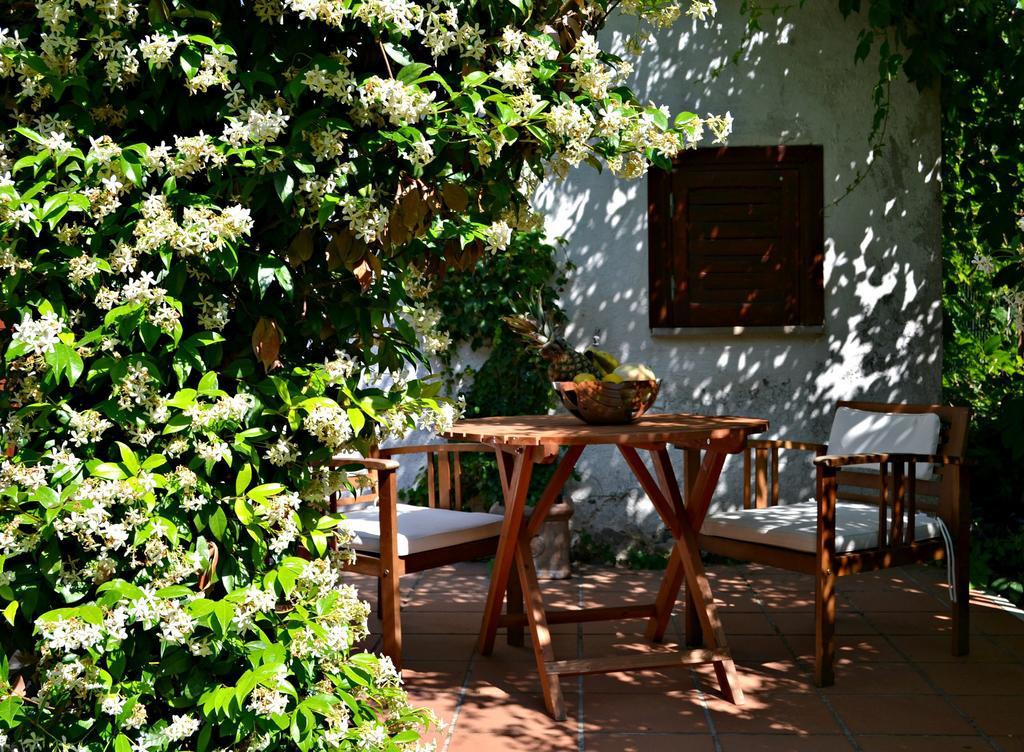 Anita Bed And Breakfast Cave Esterno foto